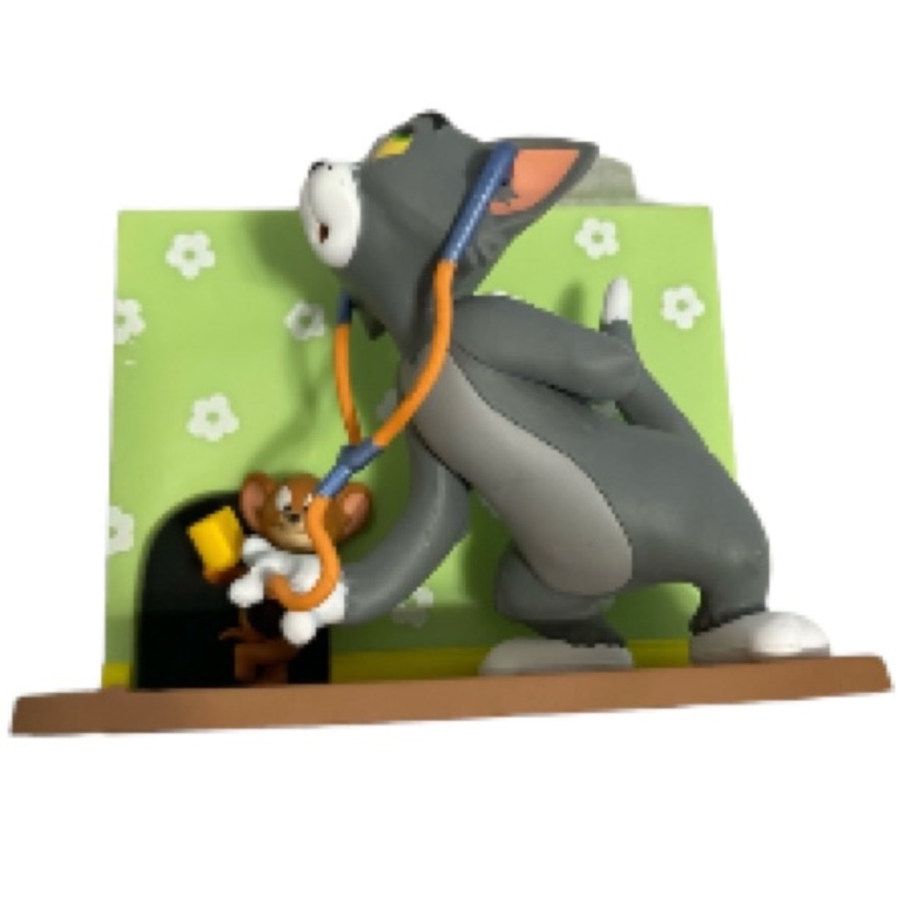 HALLMARK Tom and Jerry 2016 Mouse Trouble Collectible Christmas Ornament